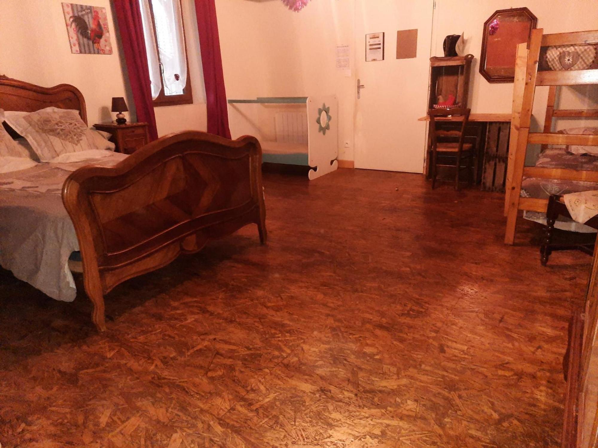 A La Poularde B&B Curciat-Dongalon الغرفة الصورة